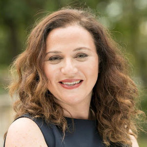 Meet your Posher, Laura